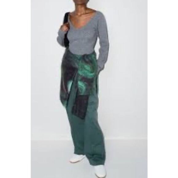 Reformation Hart Grey Cashmere V Neck Ribbed Oversized Sweater NWT Size XL - Picture 1 of 8